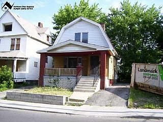 1st image of 11209 Primrose Ave
