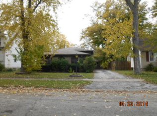 146 E 168th St, South Holland, IL 60473