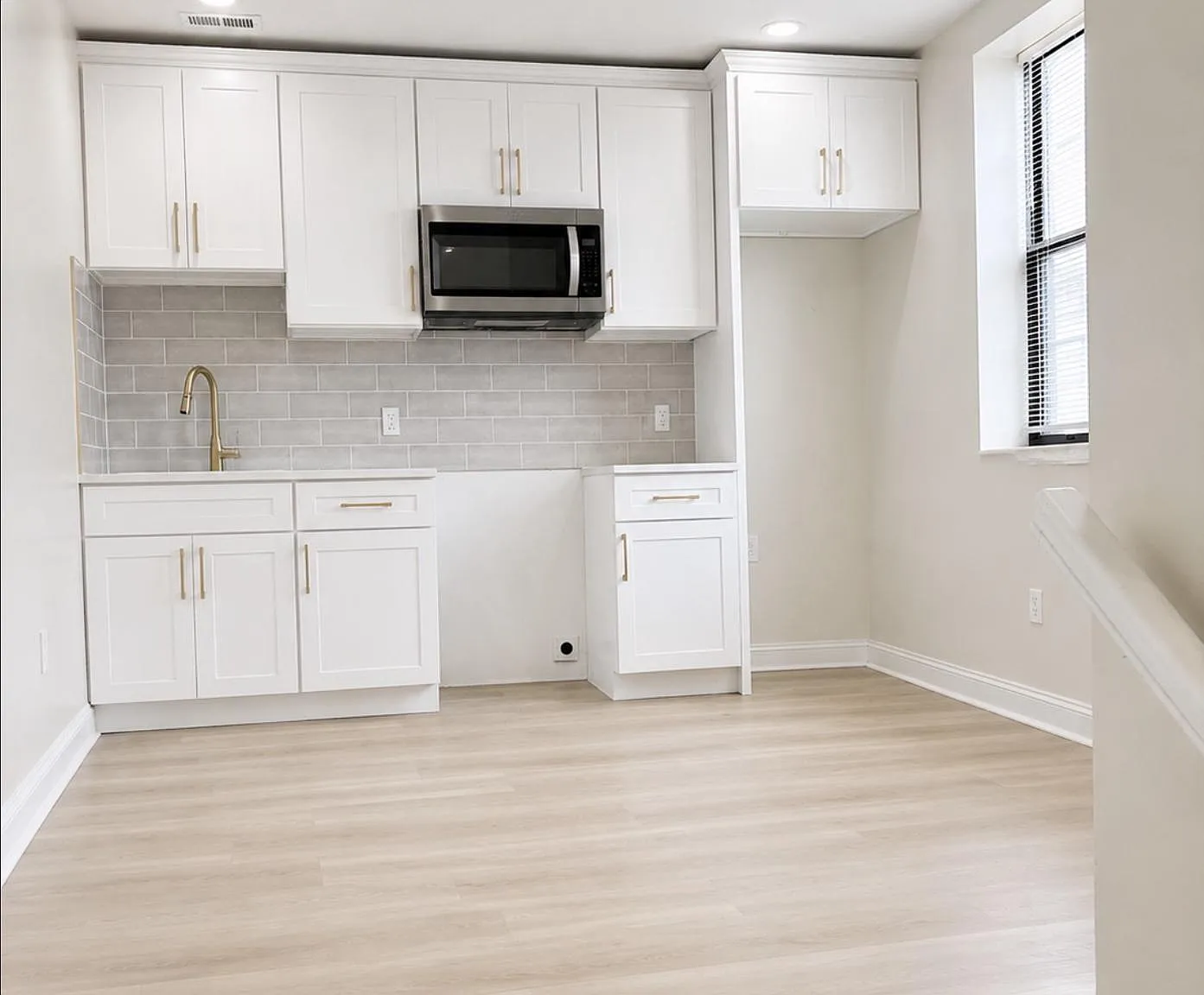 1 bed, 1504 sqft, $1,350 — Photo 2