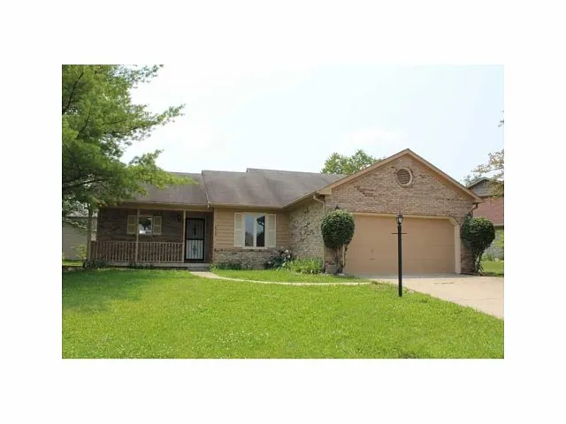 8909 Sunbow Dr photo 1