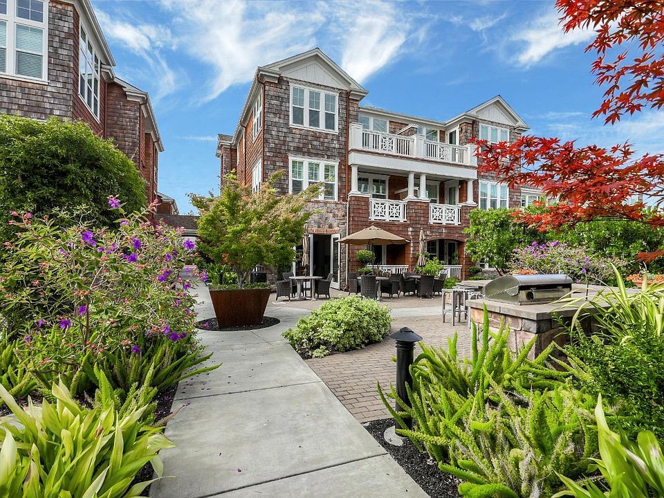 1st image of 222 Camellia Circle