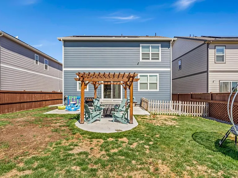 276 Swallow Rd — Photo 23