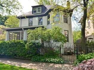 418 Greenleaf St, Evanston, IL 60202