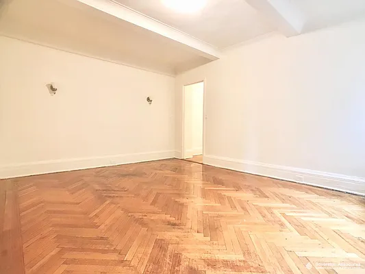 Rented by Sovereign Associates | media 2