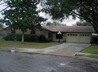 113 Berkshire Ln, Victoria, TX 77904