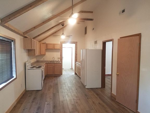 5th image of 2945 Mahaska Ave