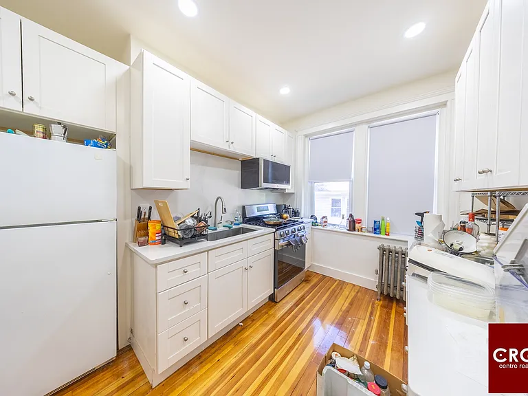 238 S Huntington Ave #10 — Photo 1