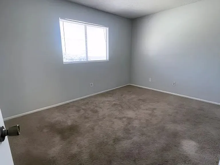 1410 Morro Way #13 — Photo 10