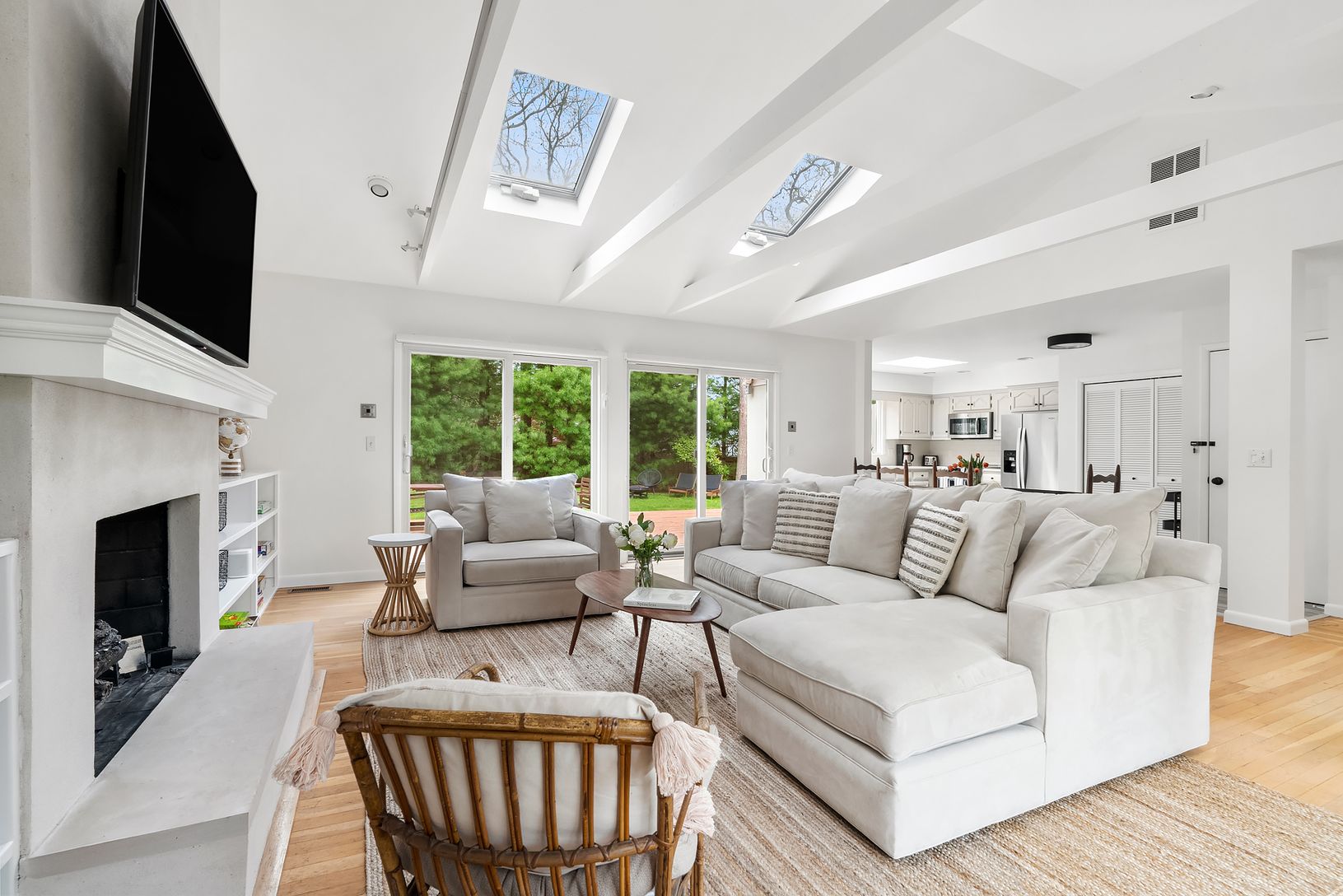  Open Living Room with Vaulted Ceilings