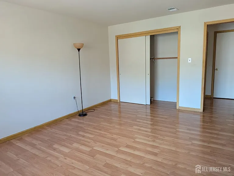 1714 Raspberry Ct — Photo 8