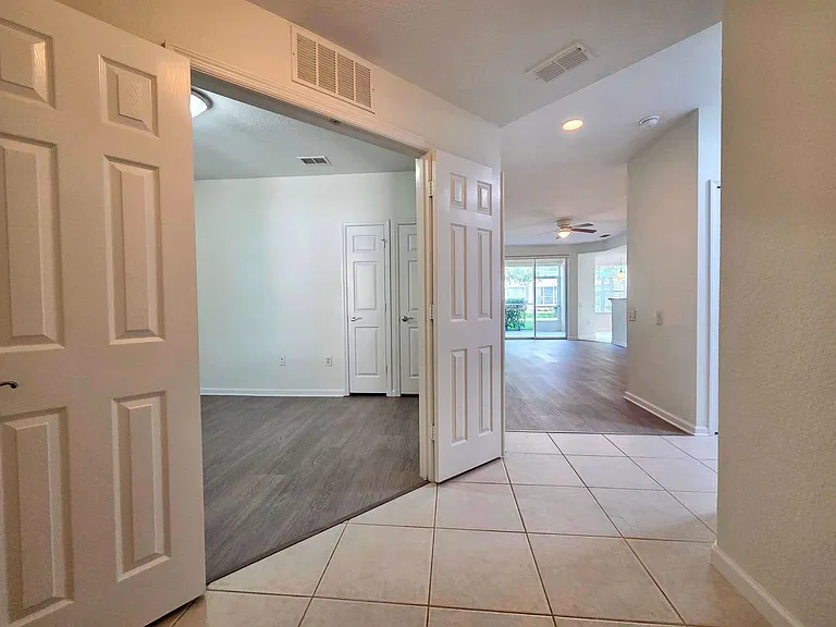 5345 Maxon Ter — Photo 13