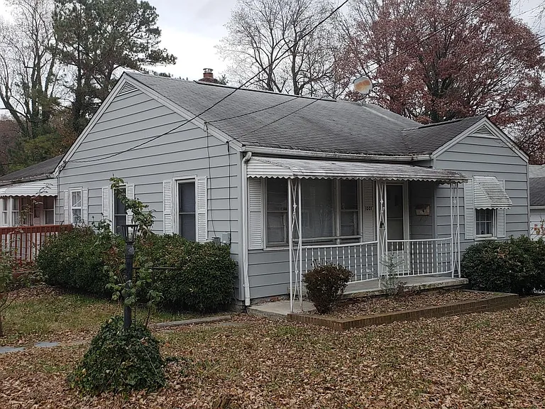1001 Charlotte Ave — Photo 1