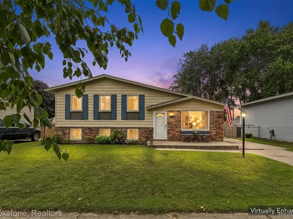 50577 Bower Dr, Chesterfield, MI 48047