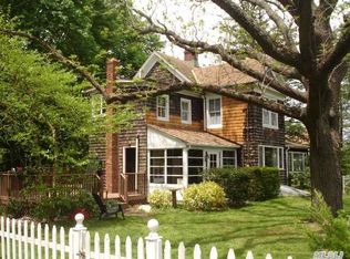 1215 Flanders Rd, Flanders, NY 11901