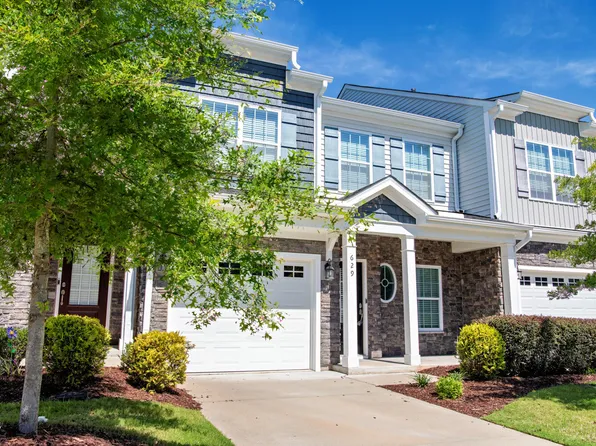 629 Barneswyck Dr, Fuquay Varina, NC 27526