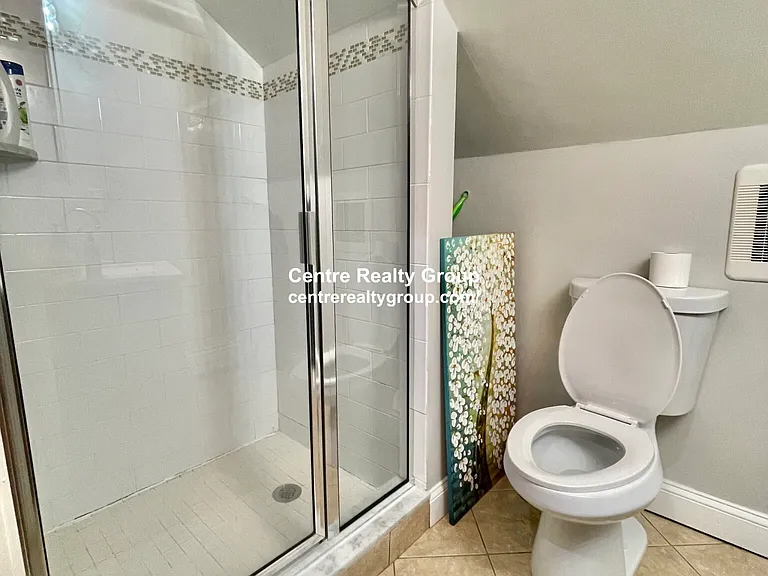 21 Chestnut Hill Ave — Photo 5