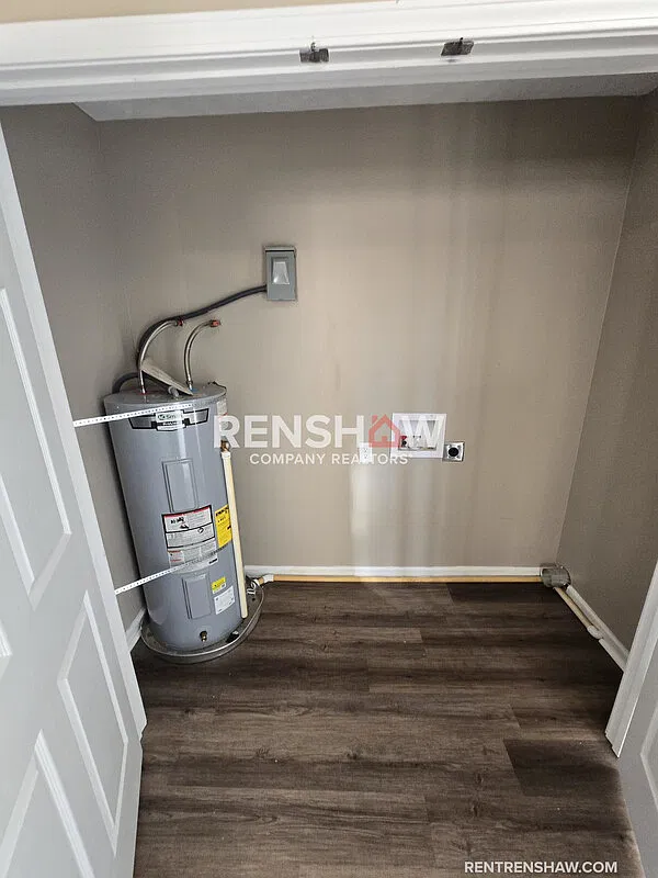 3 bed, 2.0 bath, 1092 sqft, $1,155 — Photo 4