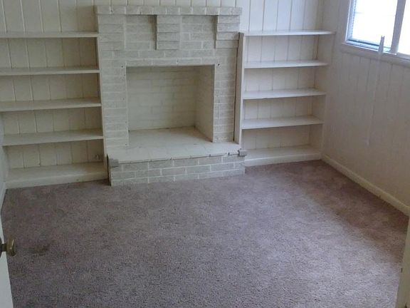 2nd image of 503 Sunset Dr APT 2