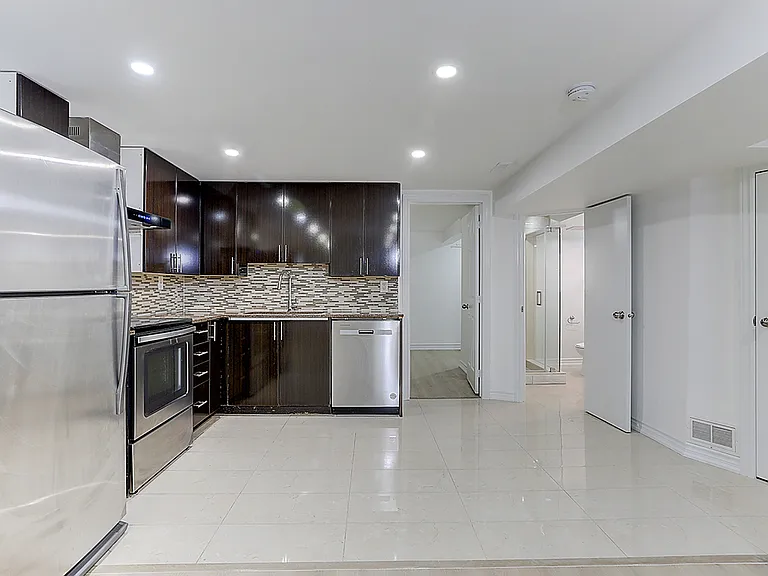 3271 Chokecherry Cres #BASEMENT — Photo 11