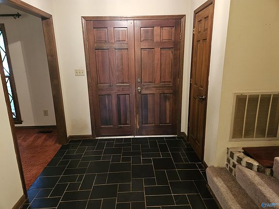 3rd image of 7808 Double Tree Dr SE