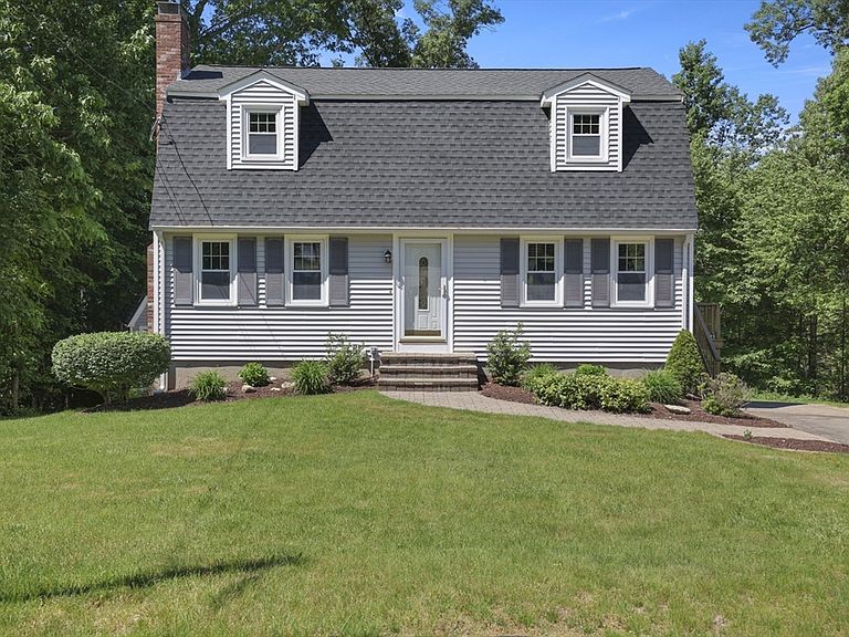 Listing photo 2