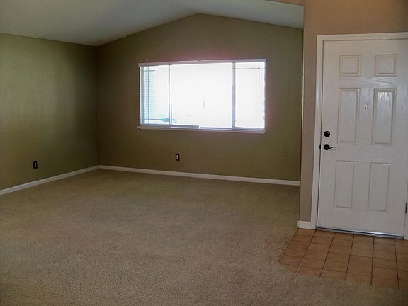 2nd image of 1068 Bristow St