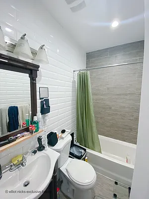 Rented by Massada Home Sales Inc | media 22