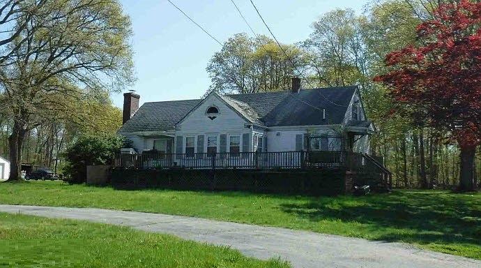 2nd image of 1147 Sharps Lot Rd