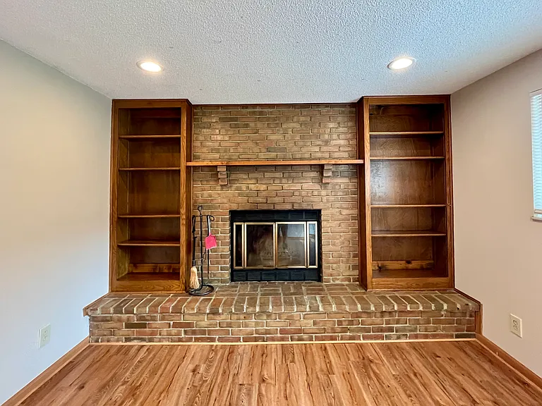 2775 Amana Ct — Photo 8