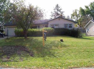 838 E Dogwood Dr, Beloit, WI 53511
