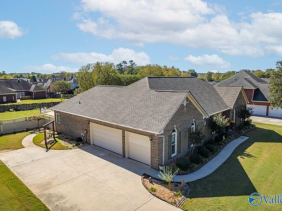 4th image of 108 Hidden Creek Dr