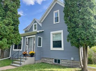 422 12th Ave W, Menomonie, WI 54751
