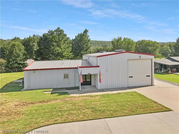 6814 Bear Hollow Rd, Fort Smith, AR 72916
