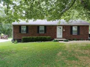 326 College St, Hodgenville, KY 42748