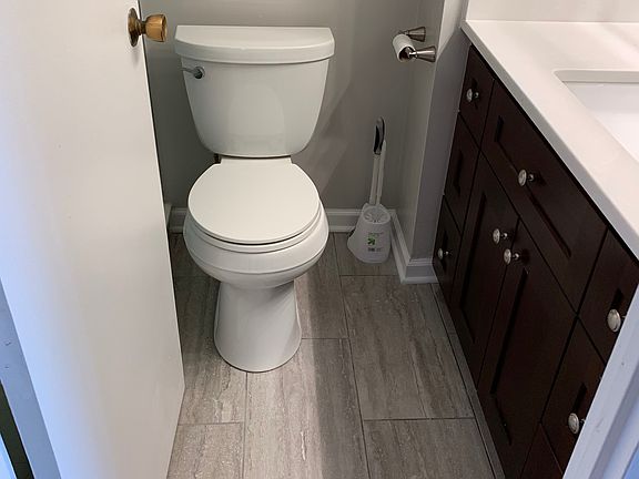 5th image of 2728 N Hampden Ct APT 804