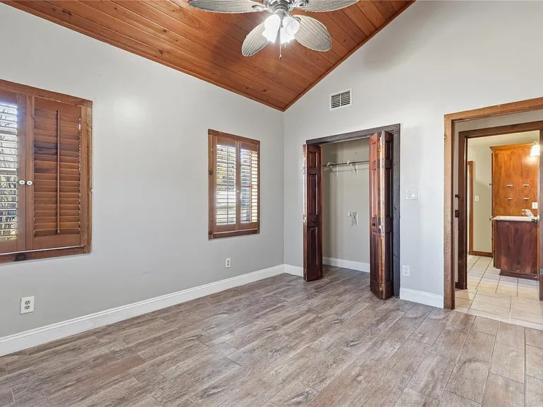 10301 Trail Ridge Ln — Photo 15