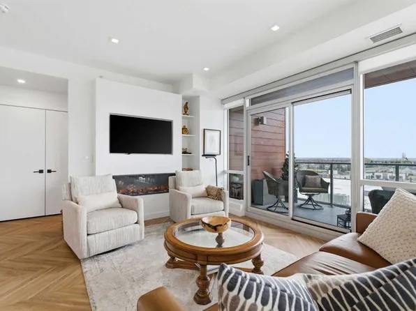 8505 N Broadcast Ave SW #601, Calgary, AB T3H 6B5