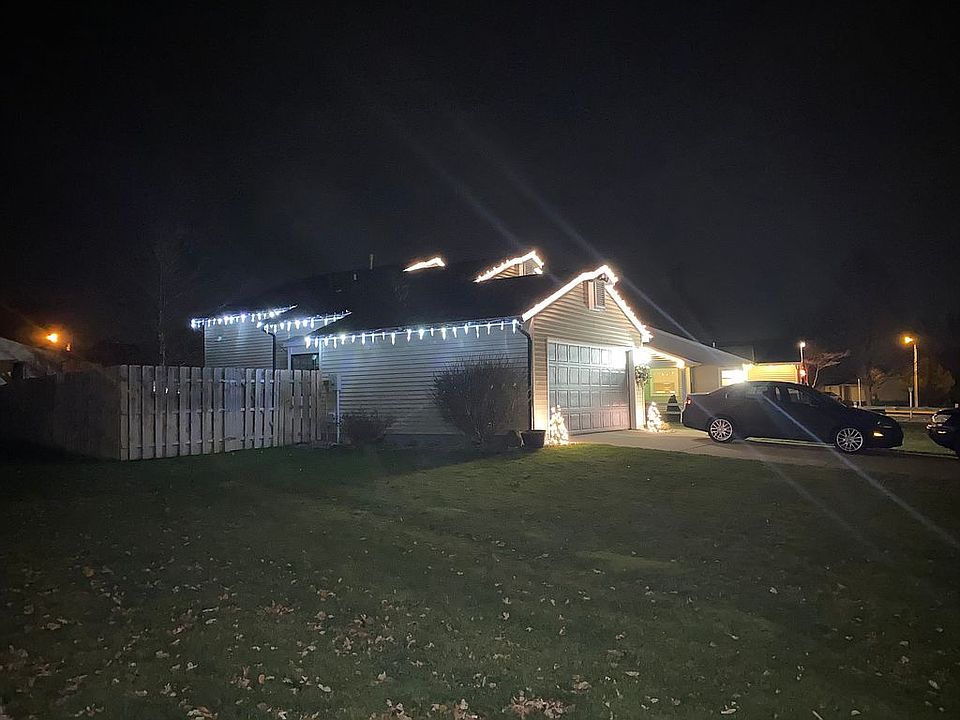 1st image of 1906 Almond Dr