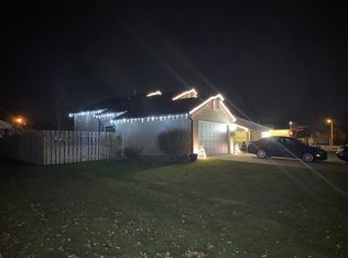 1906 Almond Dr, Elkhart, IN 46514