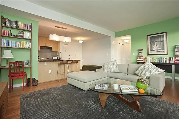 Rented by Space Marketing Shop | media 3