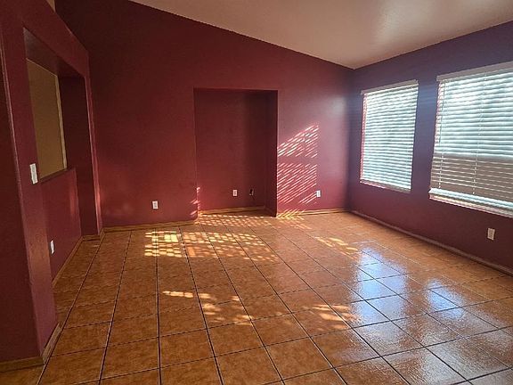5th image of 10539 Steerhead Dr