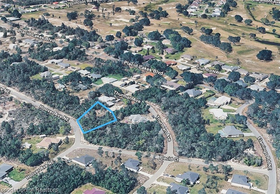 1st image of 439 Hoover Ave NE