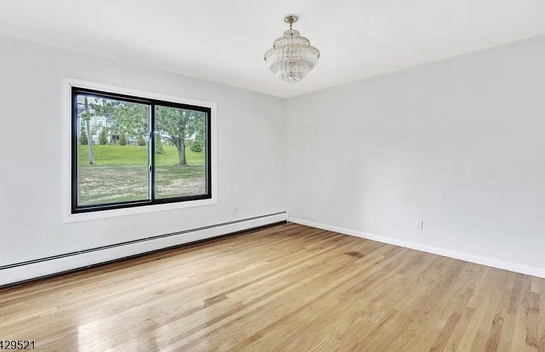 136 Carlough Rd — Photo 20