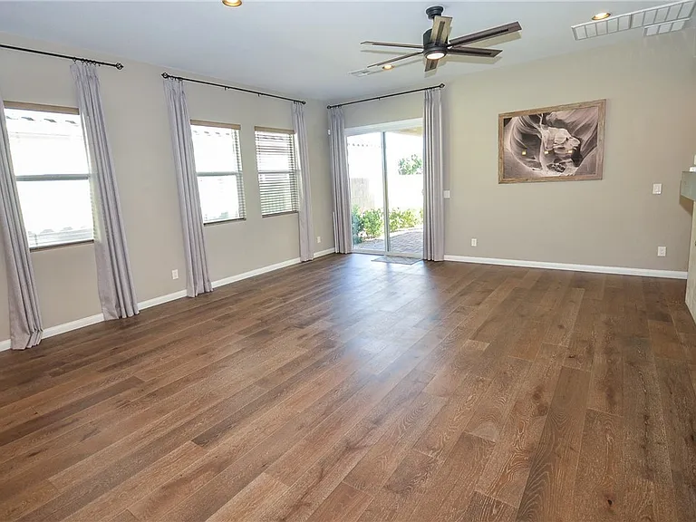 8162 Desert Madera St — Photo 11
