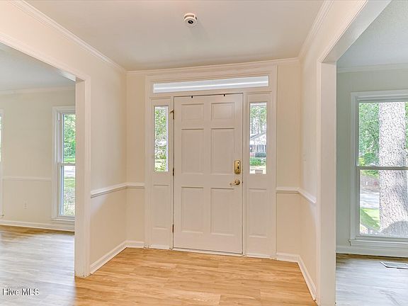 3rd image of 540 Brandermill Road