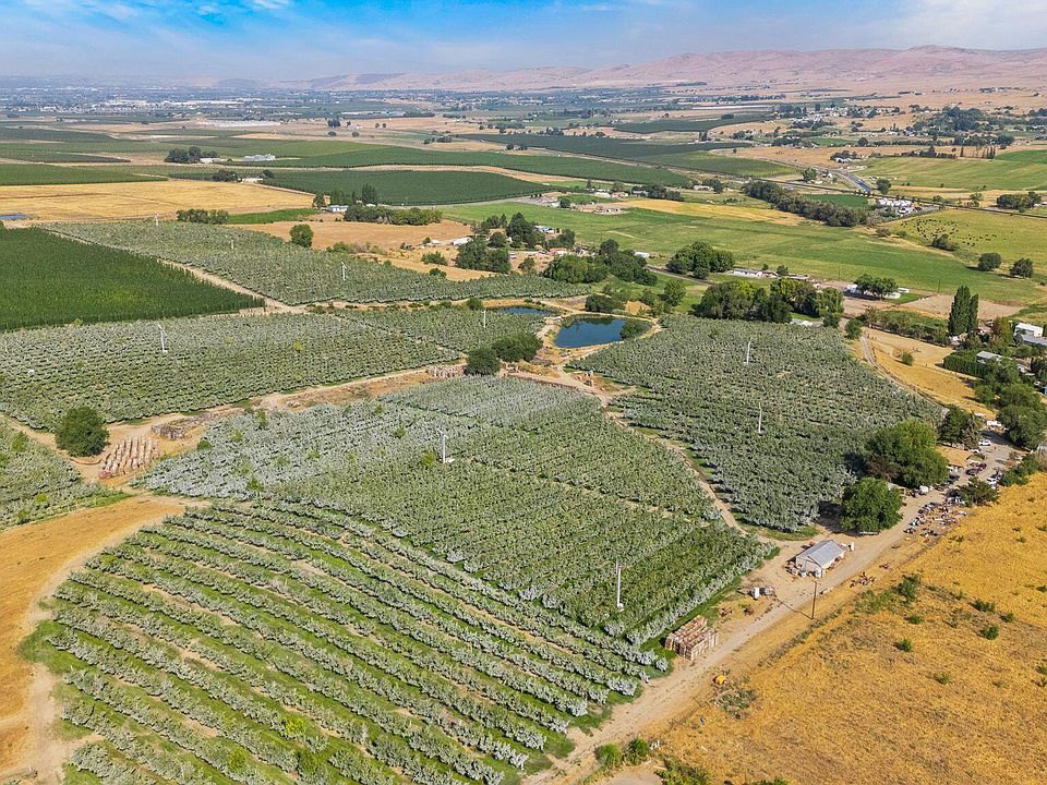 1st image of Nka Desmarais Rd