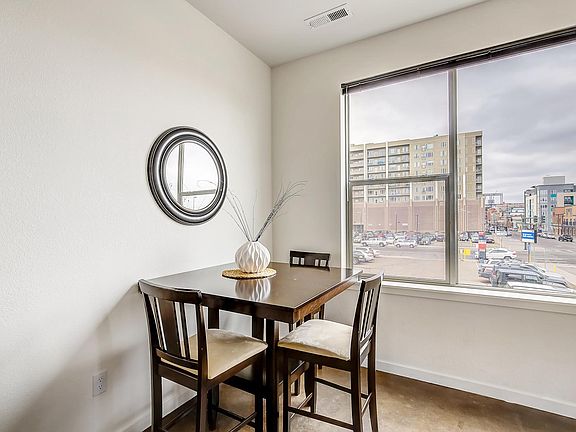 5th image of 2063 Curtis St APT 104