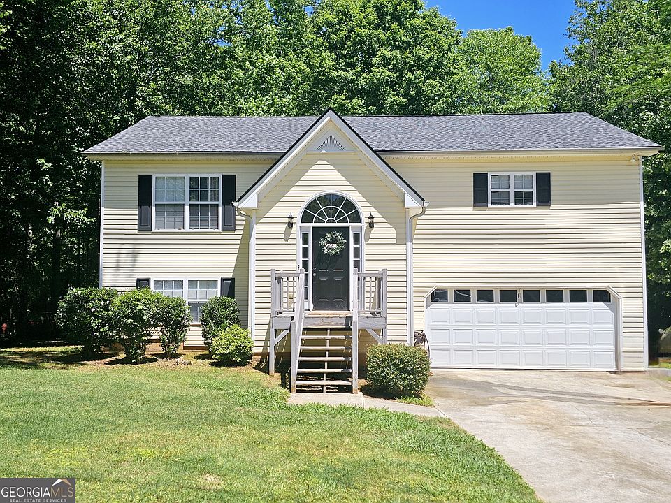 1st image of 252 Emerald Pointe Dr