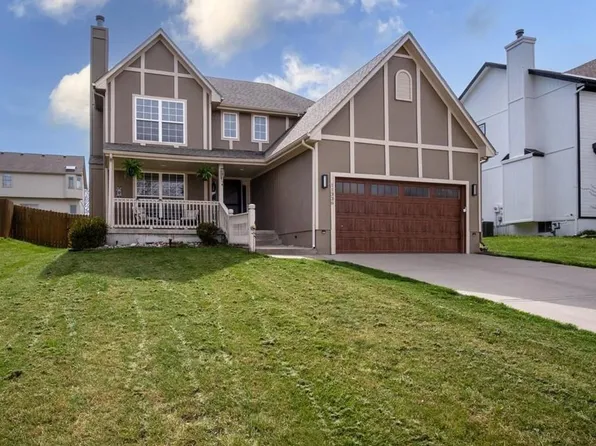 11336 N Summit St, Kansas City, MO 64155