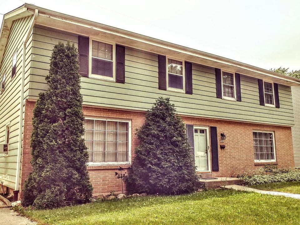 1st image of 7801 W Waterford Ave #7803